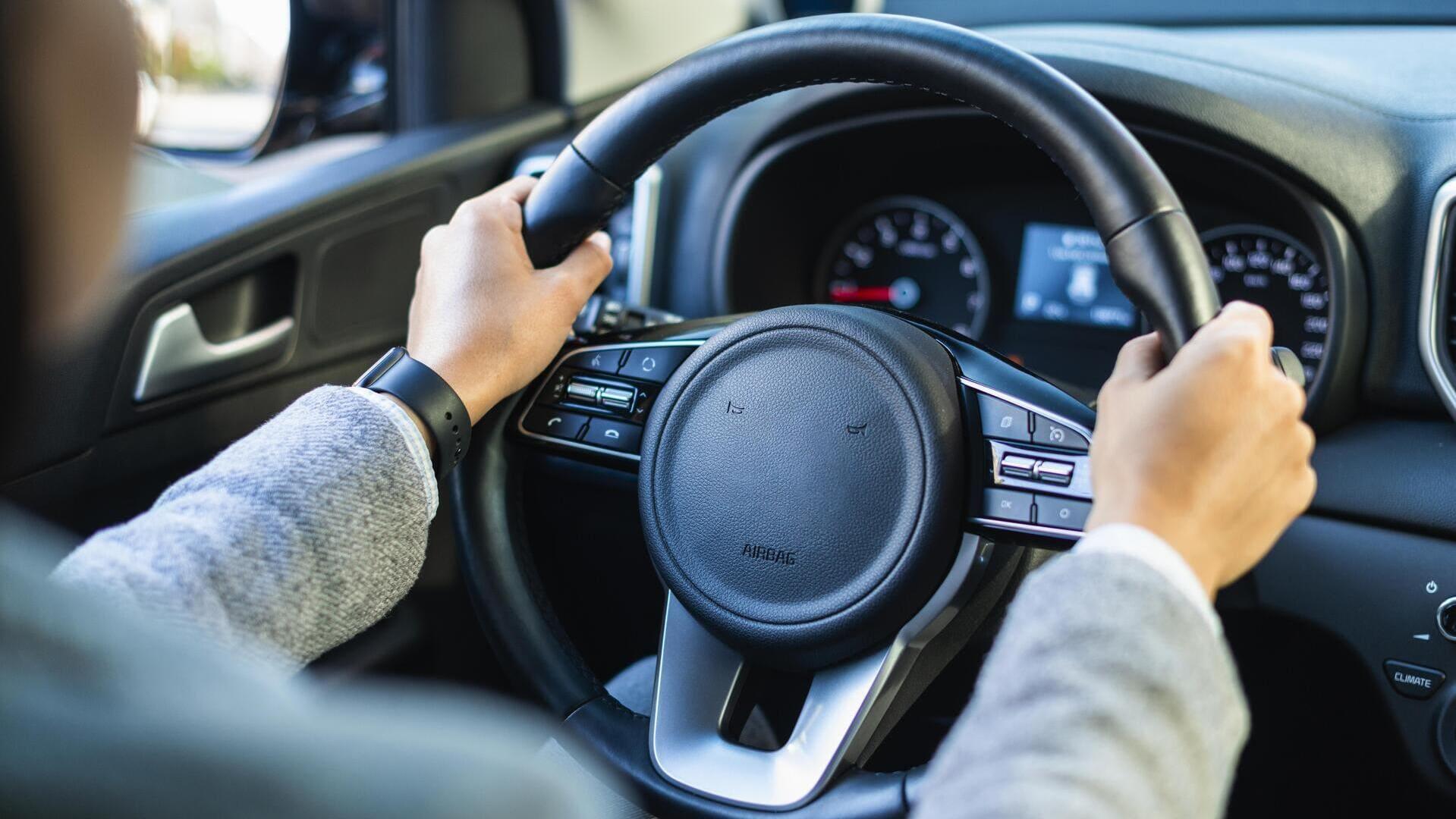 Na czym polega jazda defensywna? Praktyczne wskazówki od instruktorów